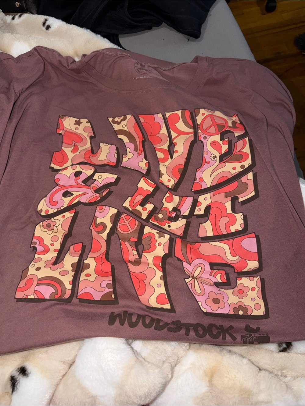 torrid Mauve Pink Woodstock Graphic Short Sleeve Tee